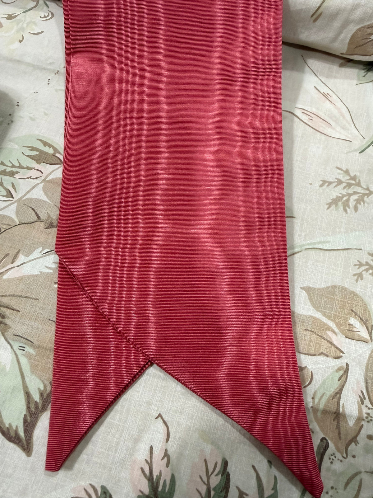 Cajun Shrimp Coral Wreath Sash