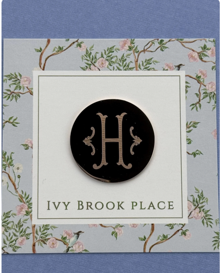 Rose Gold Needle Minder