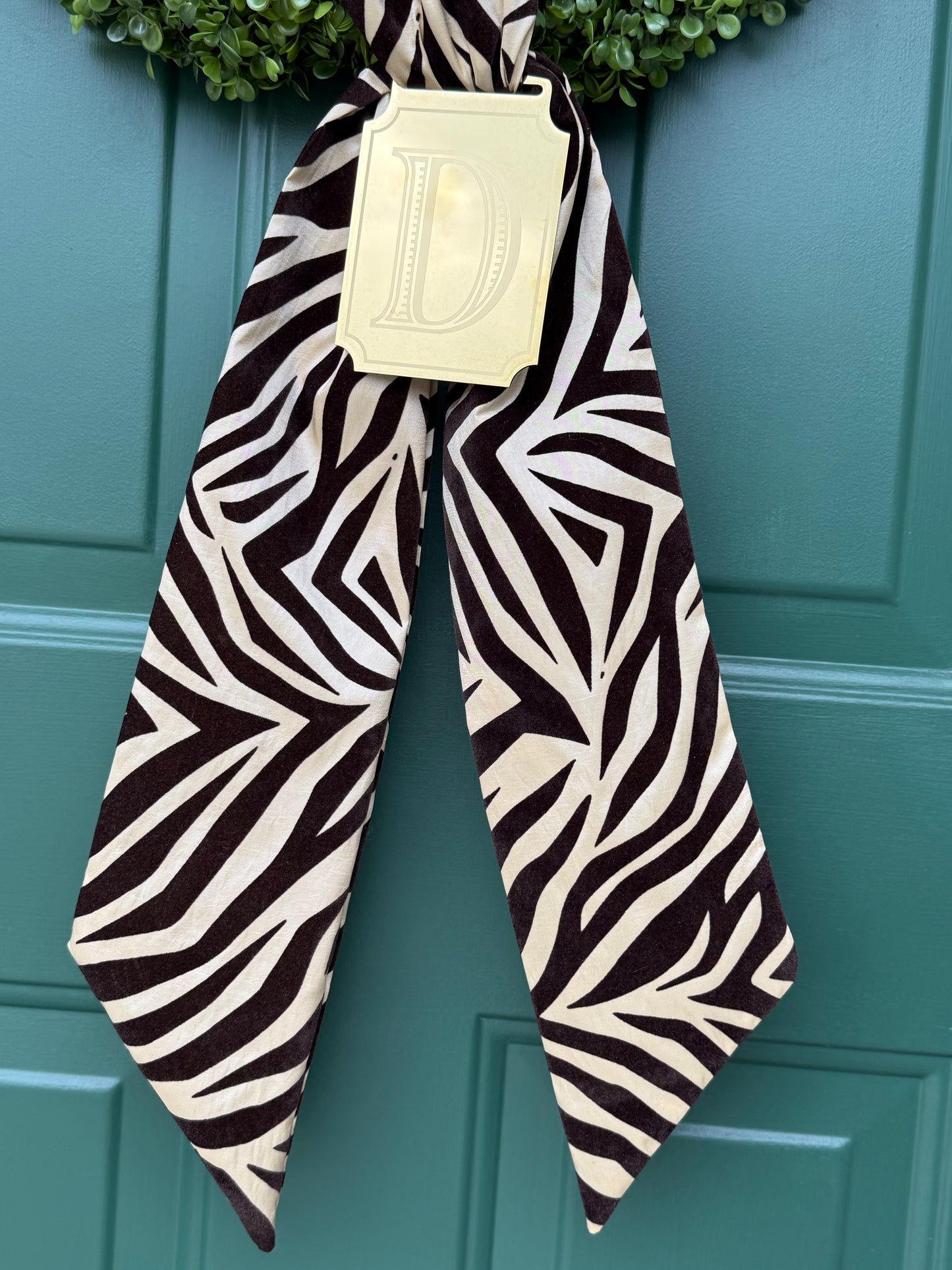 Toni Velvet Flocked Wreath Sash